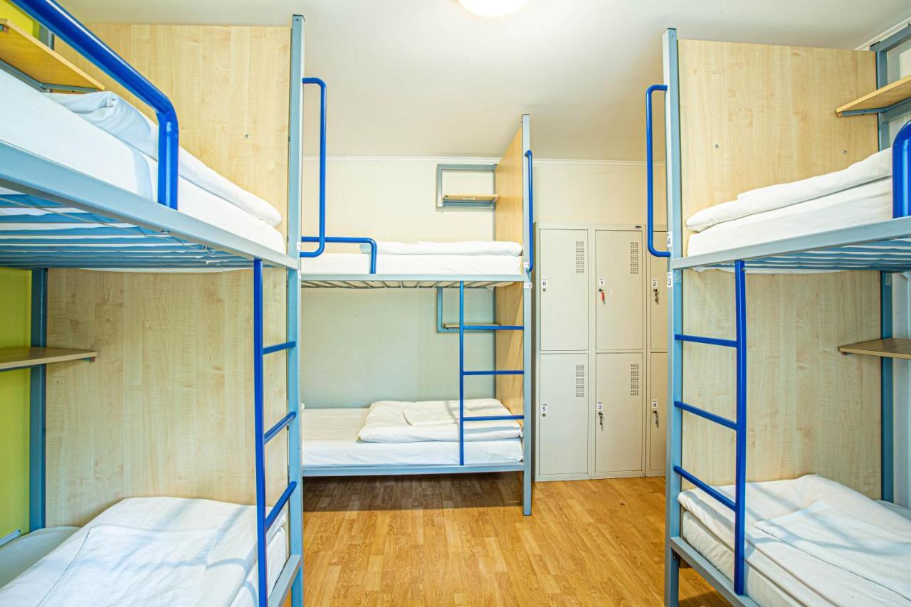 Gar'is Hostel *